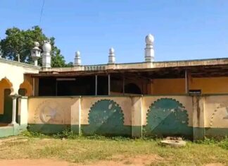 80 Years Later, Mumias Muslims Dream of a New Home for Their Faith
